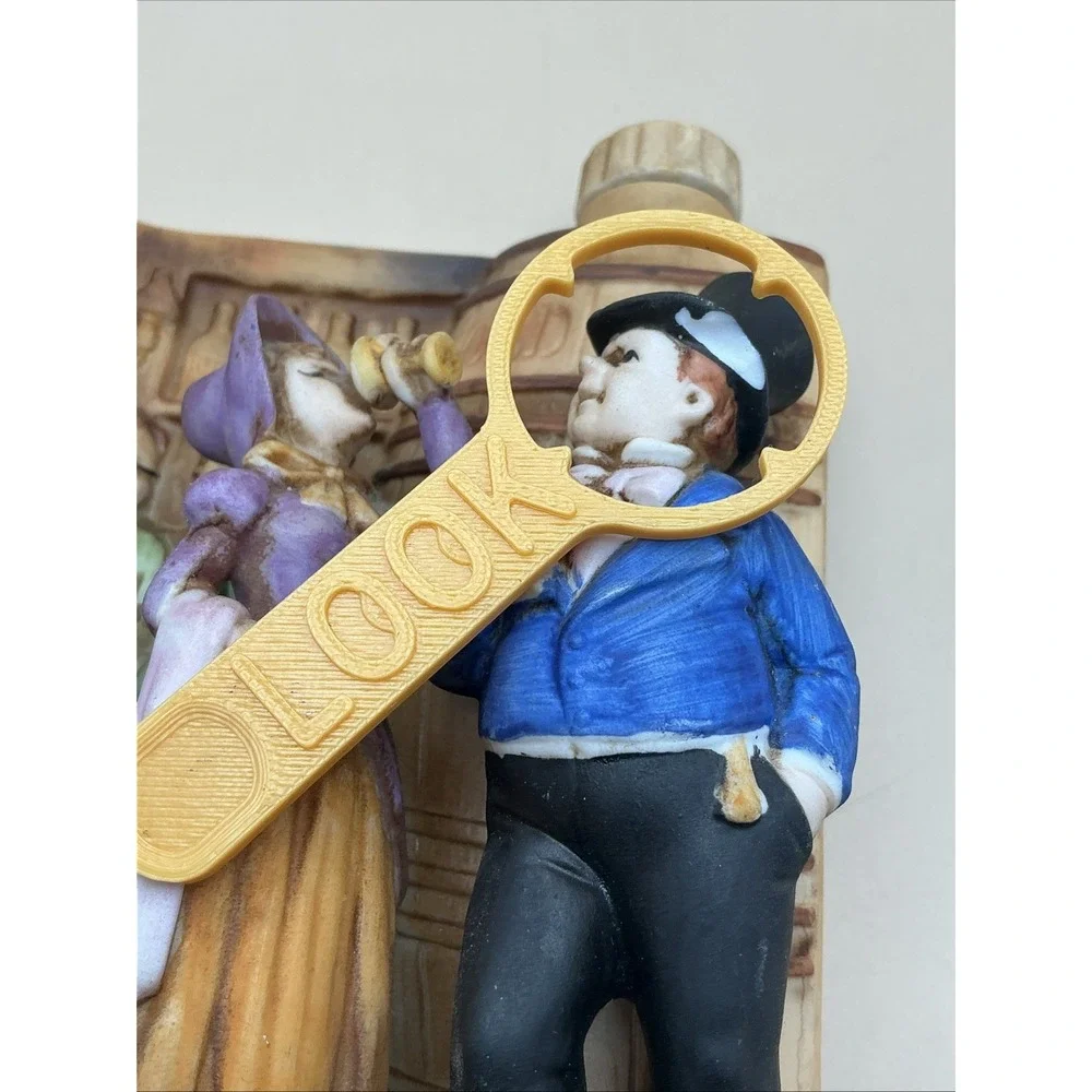 Vintage Boord's Distillery Ceramic Decanter Cat and Barrel Early‎ English Tavern
